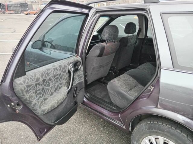 Фиолетовый Опель Вектра, объемом двигателя 2 л и пробегом 453 тыс. км за 2900 $, фото 15 на Automoto.ua