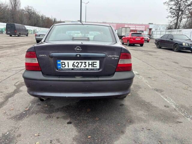 Фиолетовый Опель Вектра, объемом двигателя 1.6 л и пробегом 460 тыс. км за 2500 $, фото 4 на Automoto.ua