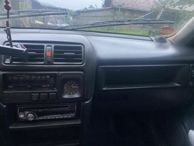 Опель Вектра 1990 в Львове на Automoto.ua Фиолетовый Опель Вектра, объемом двигателя 2 л и пробегом 190 тыс. км за 1000 $, фото 7 на Automoto.ua