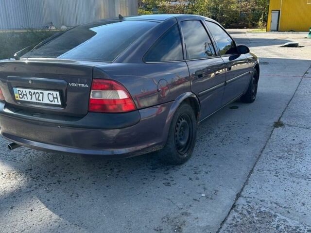Фіолетовий Опель Вектра, об'ємом двигуна 1.6 л та пробігом 302 тис. км за 2200 $, фото 3 на Automoto.ua