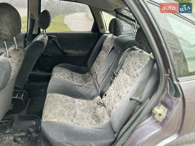 Фиолетовый Опель Вектра, объемом двигателя 1.6 л и пробегом 382 тыс. км за 1100 $, фото 11 на Automoto.ua