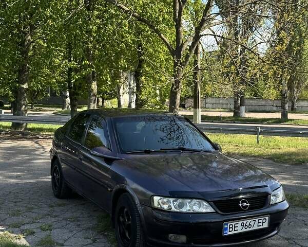 Фиолетовый Опель Вектра, объемом двигателя 1.6 л и пробегом 206 тыс. км за 2400 $, фото 2 на Automoto.ua