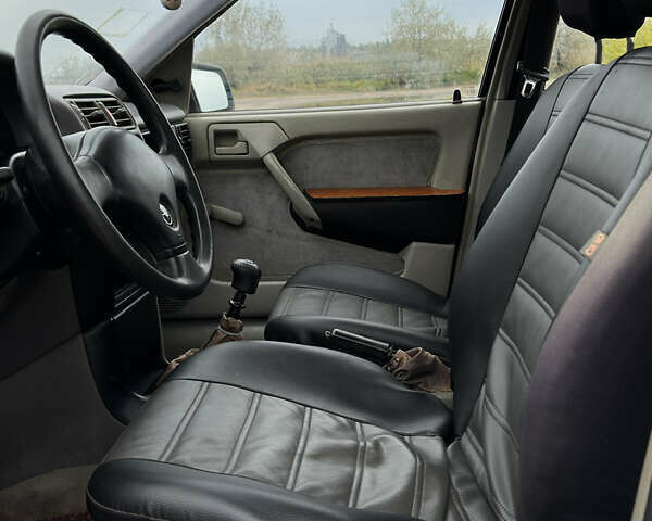 Коричневий Опель Вектра, об'ємом двигуна 1.6 л та пробігом 325 тис. км за 1499 $, фото 11 на Automoto.ua