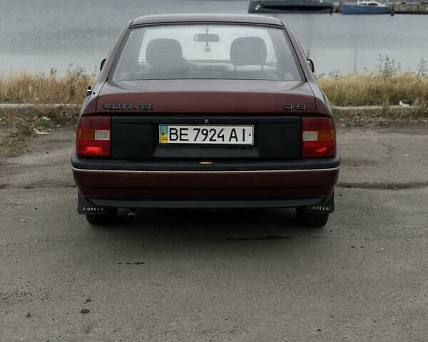 Коричневий Опель Вектра, об'ємом двигуна 1.6 л та пробігом 325 тис. км за 1499 $, фото 4 на Automoto.ua