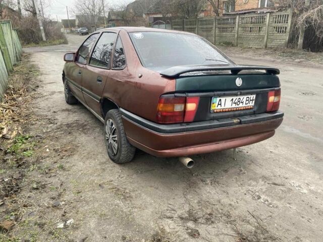 Коричневый Опель Вектра, объемом двигателя 1.6 л и пробегом 200 тыс. км за 947 $, фото 3 на Automoto.ua