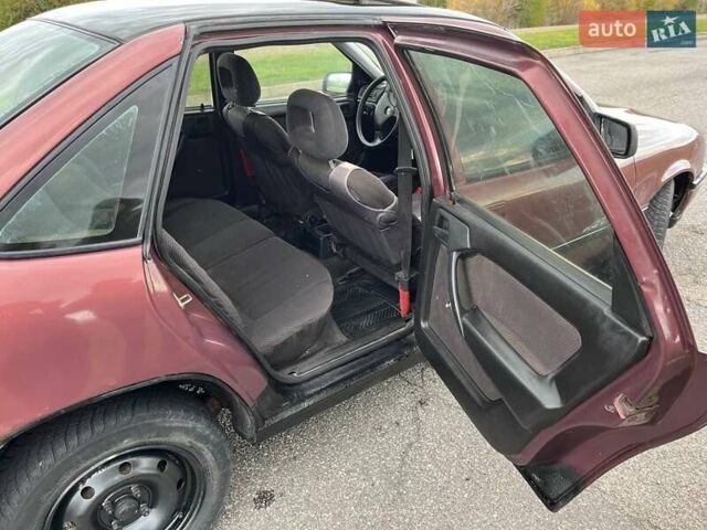 Коричневый Опель Вектра, объемом двигателя 1.6 л и пробегом 573 тыс. км за 1150 $, фото 9 на Automoto.ua