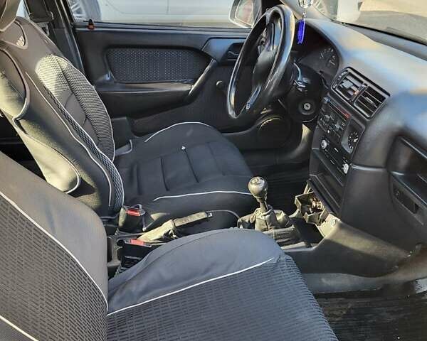 Коричневий Опель Вектра, об'ємом двигуна 0 л та пробігом 297 тис. км за 1750 $, фото 11 на Automoto.ua