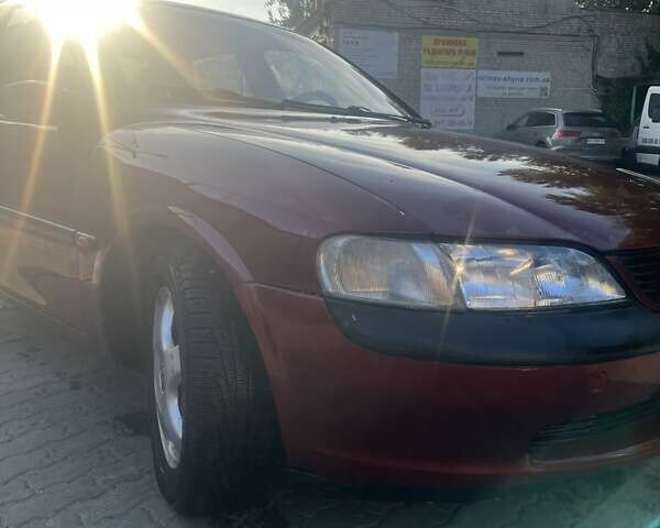 Коричневый Опель Вектра, объемом двигателя 1.8 л и пробегом 225 тыс. км за 1999 $, фото 10 на Automoto.ua