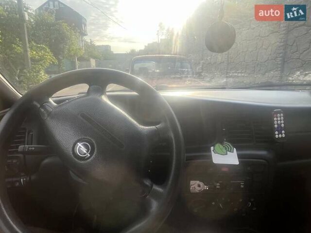 Коричневый Опель Вектра, объемом двигателя 1.8 л и пробегом 225 тыс. км за 1999 $, фото 4 на Automoto.ua