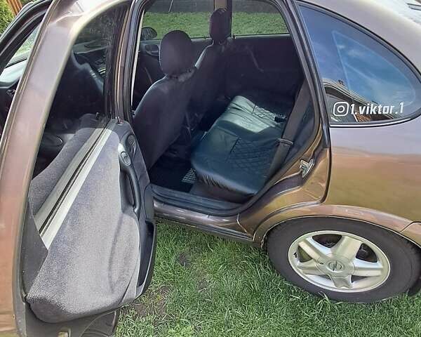 Коричневый Опель Вектра, объемом двигателя 1.8 л и пробегом 456 тыс. км за 2550 $, фото 13 на Automoto.ua