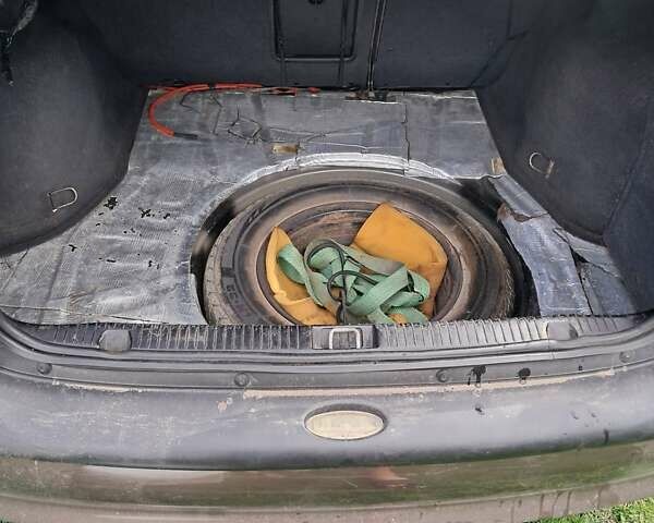 Коричневый Опель Вектра, объемом двигателя 1.8 л и пробегом 456 тыс. км за 2550 $, фото 11 на Automoto.ua