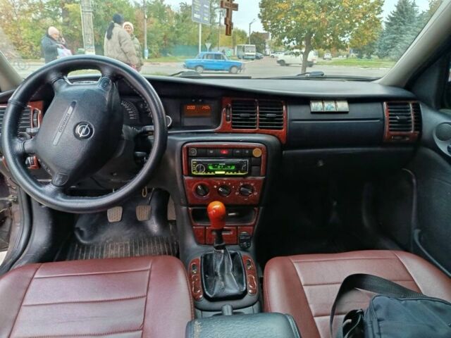 Опель Вектра 2000 в Переяславе-Хмельницком на Automoto.ua Коричневый Опель Вектра, объемом двигателя 1.6 л и пробегом 380 тыс. км за 2900 $, фото 5 на Automoto.ua