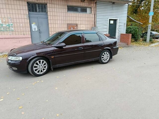 Опель Вектра 2000 в Переяславе-Хмельницком на Automoto.ua Коричневый Опель Вектра, объемом двигателя 1.6 л и пробегом 380 тыс. км за 2900 $, фото 1 на Automoto.ua