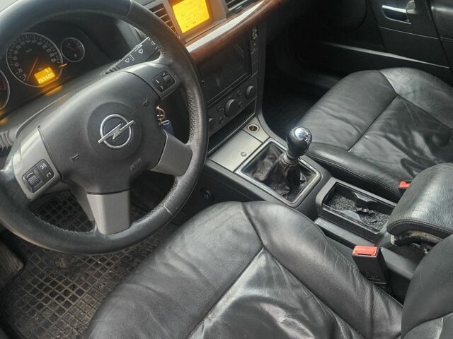 Коричневый Опель Вектра, объемом двигателя 2.2 л и пробегом 266 тыс. км за 3850 $, фото 5 на Automoto.ua