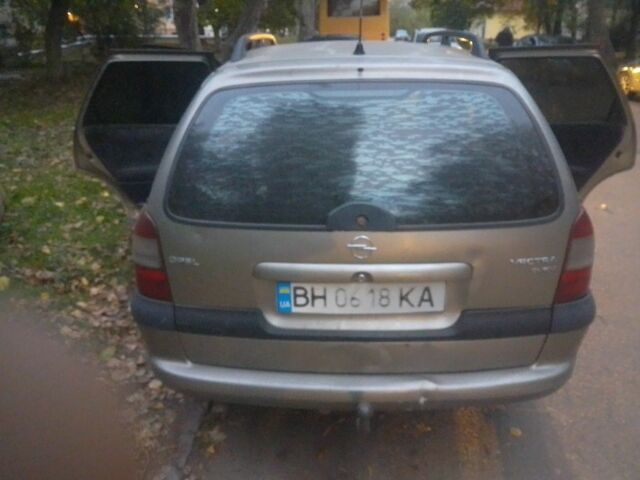 Коричневый Опель Вектра, объемом двигателя 2 л и пробегом 325 тыс. км за 1900 $, фото 3 на Automoto.ua
