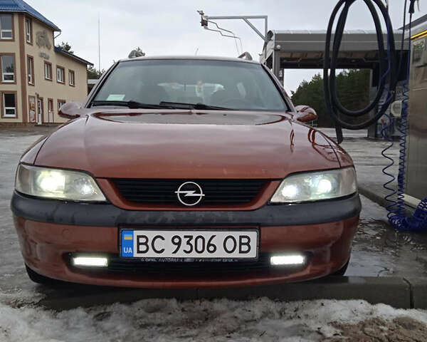 Коричневый Опель Вектра, объемом двигателя 1.6 л и пробегом 200 тыс. км за 2200 $, фото 1 на Automoto.ua