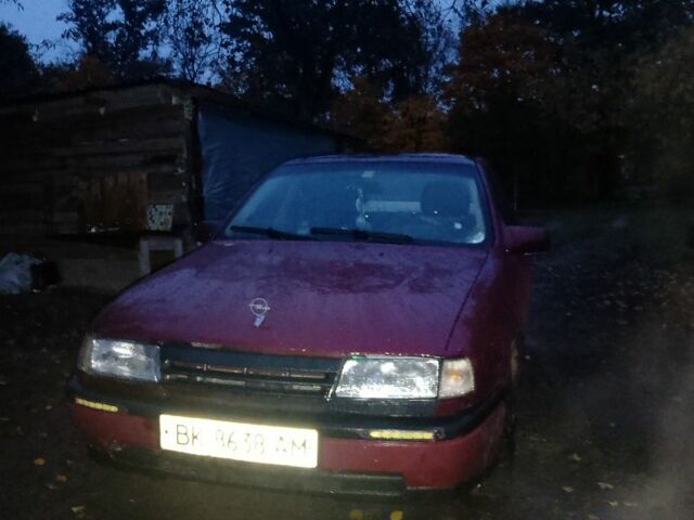 Опель Вектра 1990 в Сарнах на Automoto.ua Красный Опель Вектра, объемом двигателя 1.6 л и пробегом 200 тыс. км за 1250 $, фото 7 на Automoto.ua
