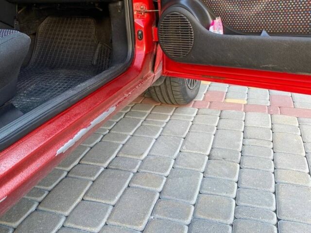 Красный Опель Вектра, объемом двигателя 2 л и пробегом 370 тыс. км за 2000 $, фото 14 на Automoto.ua