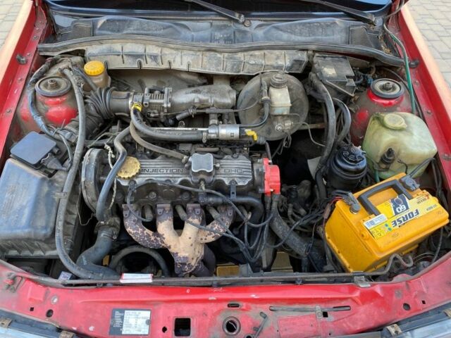 Красный Опель Вектра, объемом двигателя 2 л и пробегом 370 тыс. км за 2000 $, фото 15 на Automoto.ua