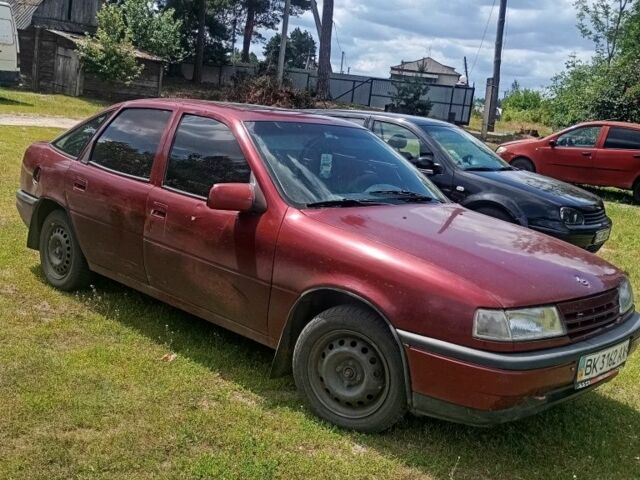 Червоний Опель Вектра, об'ємом двигуна 2 л та пробігом 380 тис. км за 700 $, фото 2 на Automoto.ua