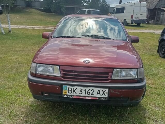 Червоний Опель Вектра, об'ємом двигуна 2 л та пробігом 380 тис. км за 700 $, фото 3 на Automoto.ua