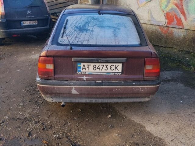 Червоний Опель Вектра, об'ємом двигуна 0 л та пробігом 310 тис. км за 1000 $, фото 7 на Automoto.ua