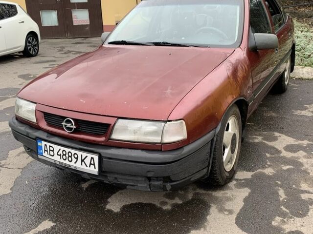 Красный Опель Вектра, объемом двигателя 1.8 л и пробегом 300 тыс. км за 1500 $, фото 3 на Automoto.ua