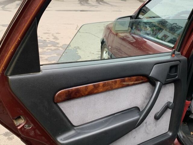 Красный Опель Вектра, объемом двигателя 1.8 л и пробегом 300 тыс. км за 1500 $, фото 11 на Automoto.ua