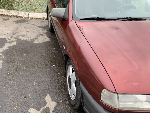 Красный Опель Вектра, объемом двигателя 1.8 л и пробегом 300 тыс. км за 1500 $, фото 7 на Automoto.ua