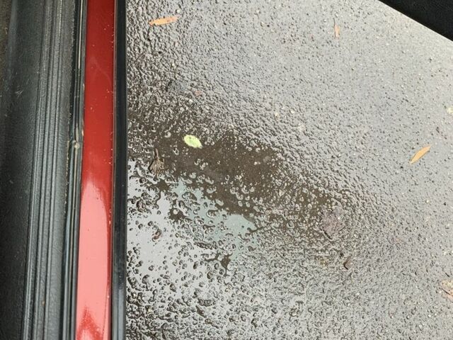 Красный Опель Вектра, объемом двигателя 1.8 л и пробегом 300 тыс. км за 1500 $, фото 1 на Automoto.ua