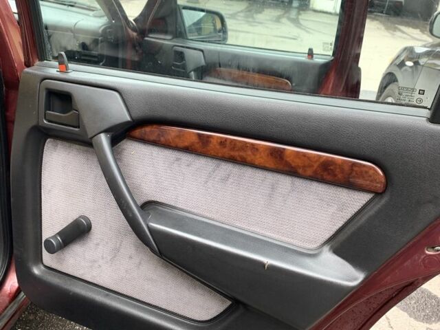 Красный Опель Вектра, объемом двигателя 1.8 л и пробегом 300 тыс. км за 1500 $, фото 6 на Automoto.ua