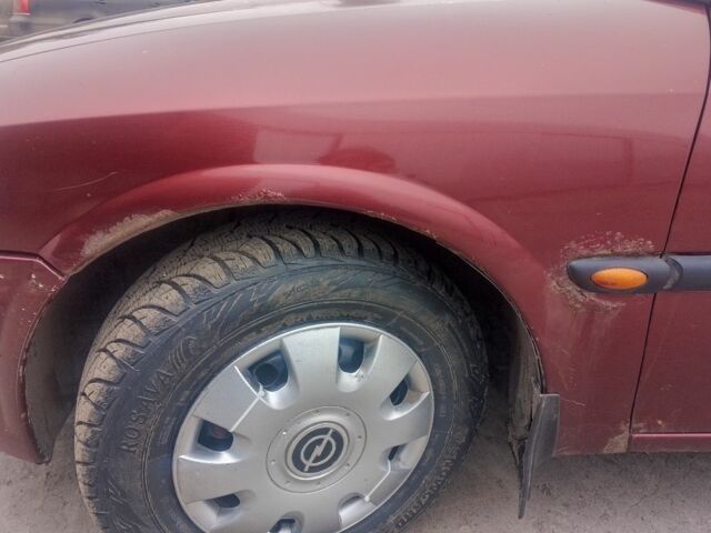 Червоний Опель Вектра, об'ємом двигуна 1.6 л та пробігом 230 тис. км за 2300 $, фото 2 на Automoto.ua