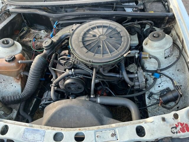 Червоний Опель Вектра, об'ємом двигуна 1.8 л та пробігом 300 тис. км за 24 $, фото 10 на Automoto.ua