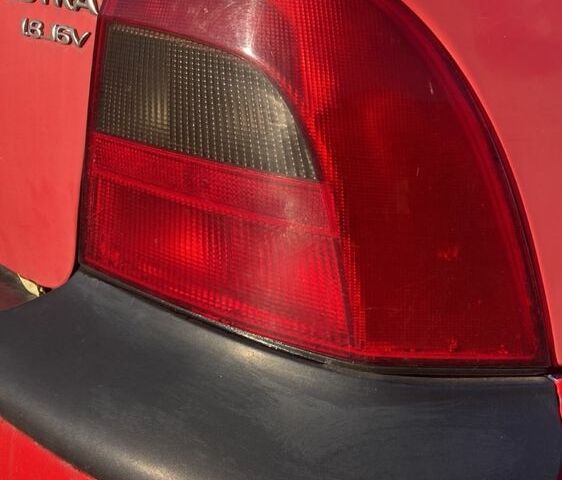 Червоний Опель Вектра, об'ємом двигуна 1.8 л та пробігом 300 тис. км за 24 $, фото 5 на Automoto.ua