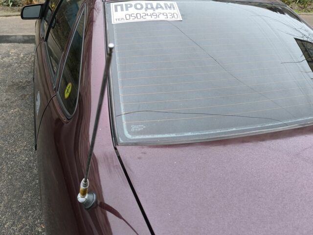 Красный Опель Вектра, объемом двигателя 2 л и пробегом 250 тыс. км за 2500 $, фото 4 на Automoto.ua