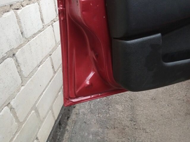 Красный Опель Вектра, объемом двигателя 1.6 л и пробегом 400 тыс. км за 600 $, фото 7 на Automoto.ua