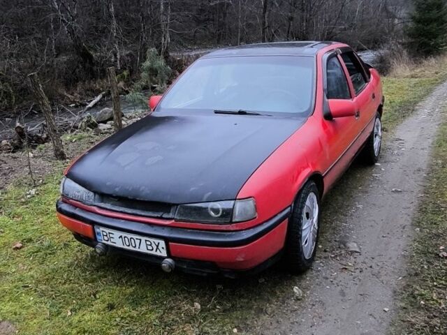 Красный Опель Вектра, объемом двигателя 0 л и пробегом 300 тыс. км за 600 $, фото 2 на Automoto.ua