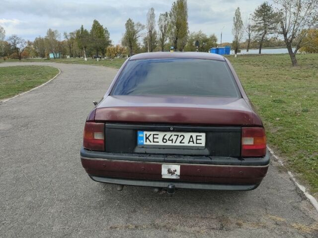 Красный Опель Вектра, объемом двигателя 1.6 л и пробегом 3 тыс. км за 1300 $, фото 4 на Automoto.ua