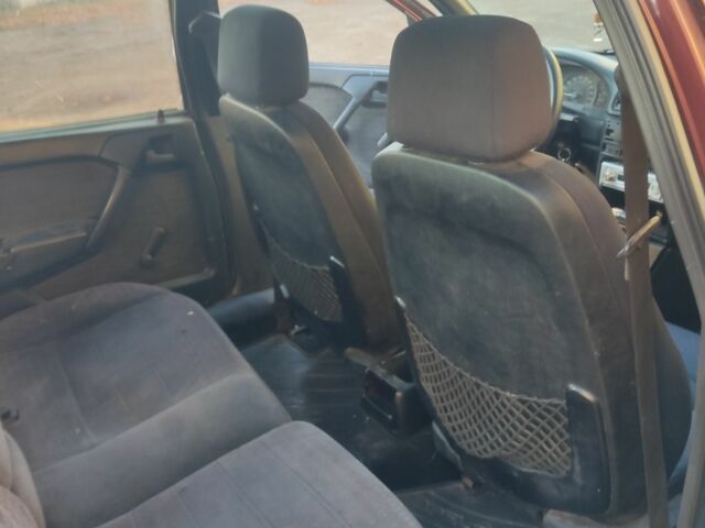 Червоний Опель Вектра, об'ємом двигуна 0 л та пробігом 220 тис. км за 650 $, фото 6 на Automoto.ua