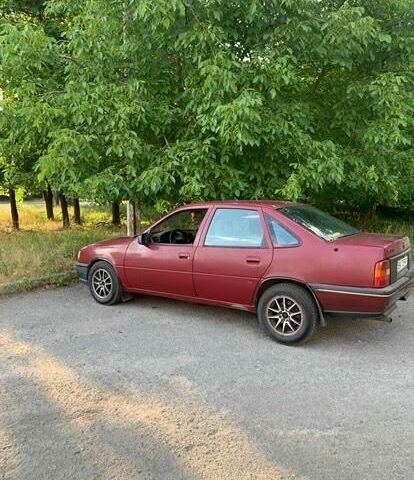 Красный Опель Вектра, объемом двигателя 2 л и пробегом 5 тыс. км за 1000 $, фото 2 на Automoto.ua