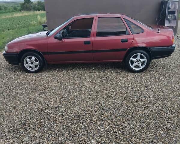 Красный Опель Вектра, объемом двигателя 1.6 л и пробегом 429 тыс. км за 2000 $, фото 4 на Automoto.ua