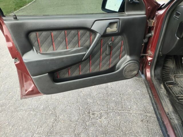 Красный Опель Вектра, объемом двигателя 1.6 л и пробегом 3 тыс. км за 1300 $, фото 6 на Automoto.ua