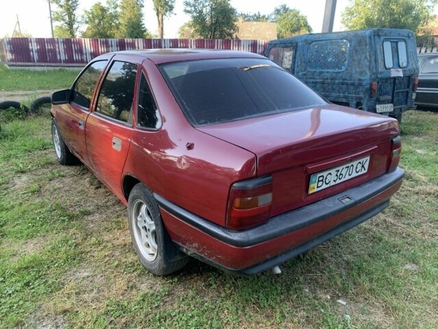 Червоний Опель Вектра, об'ємом двигуна 2 л та пробігом 350 тис. км за 1100 $, фото 2 на Automoto.ua