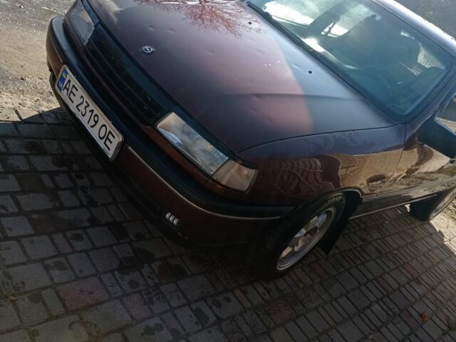 Красный Опель Вектра, объемом двигателя 1.6 л и пробегом 55 тыс. км за 1600 $, фото 13 на Automoto.ua