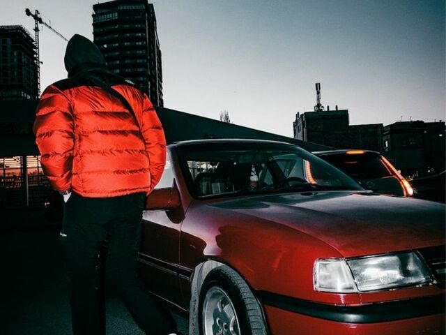 Красный Опель Вектра, объемом двигателя 2 л и пробегом 294 тыс. км за 1600 $, фото 16 на Automoto.ua