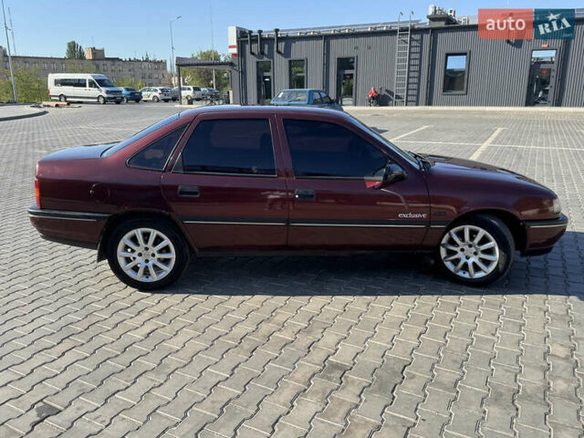 Червоний Опель Вектра, об'ємом двигуна 2 л та пробігом 444 тис. км за 2000 $, фото 3 на Automoto.ua