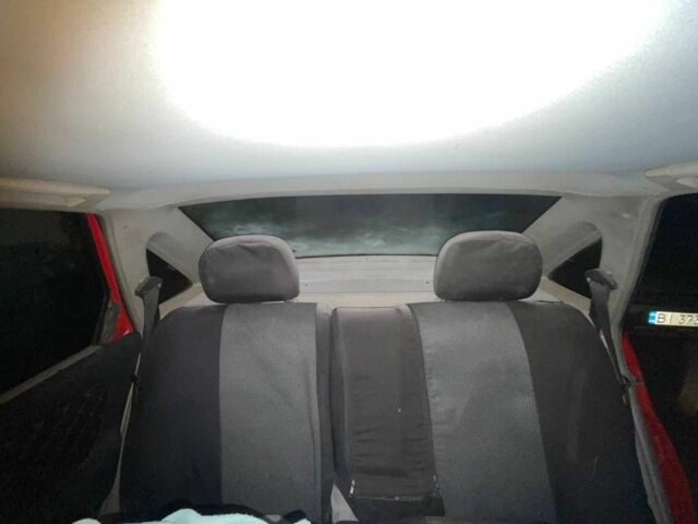 Червоний Опель Вектра, об'ємом двигуна 1.6 л та пробігом 100 тис. км за 1650 $, фото 7 на Automoto.ua