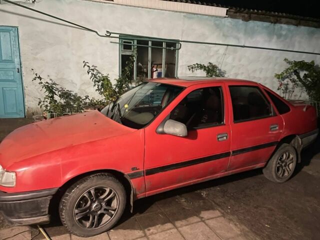 Красный Опель Вектра, объемом двигателя 1.6 л и пробегом 1 тыс. км за 1500 $, фото 3 на Automoto.ua