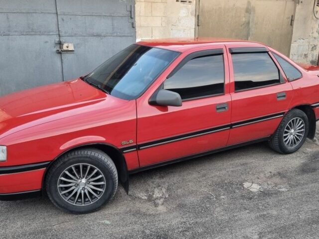 Червоний Опель Вектра, об'ємом двигуна 1.6 л та пробігом 241 тис. км за 2800 $, фото 1 на Automoto.ua