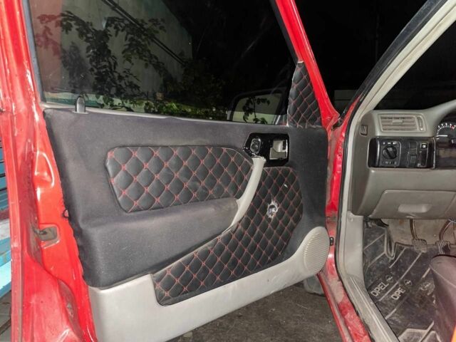 Красный Опель Вектра, объемом двигателя 1.6 л и пробегом 1 тыс. км за 1500 $, фото 12 на Automoto.ua